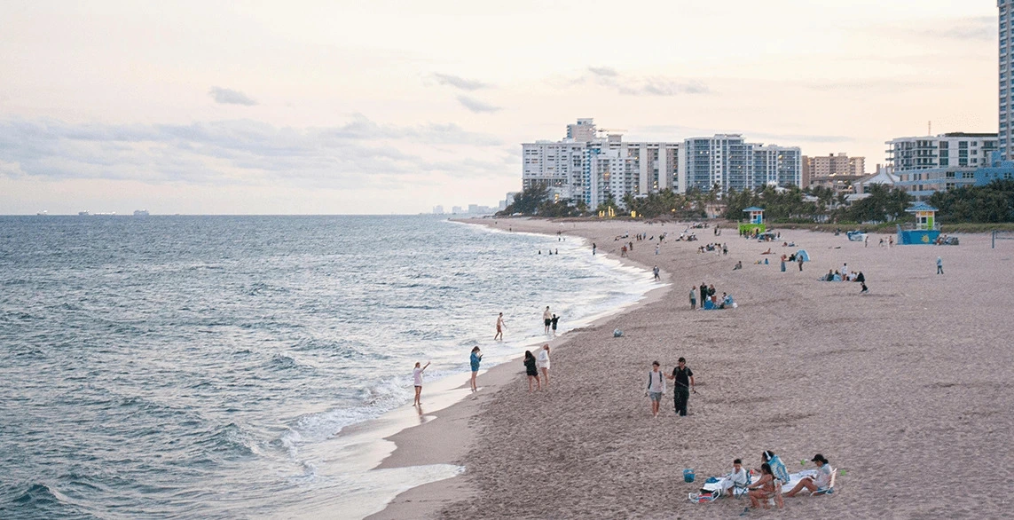 Boynton Beach shoreline with ocean view and nearby buildings in Florida